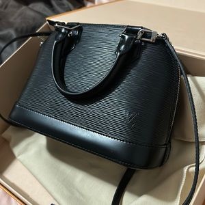 Alma BB Louis Vuitton Black